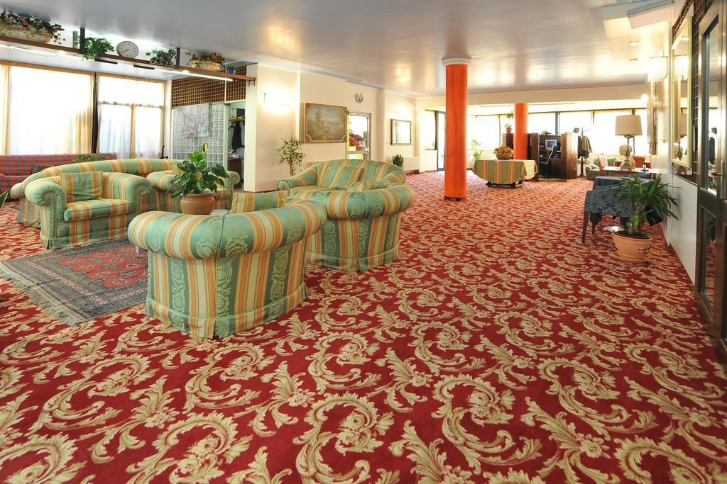 Hotel Ferrari Salsomaggiore Terme Zewnętrze zdjęcie
